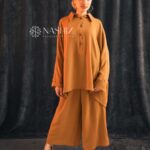 Modest relaxed-fit top and pants set